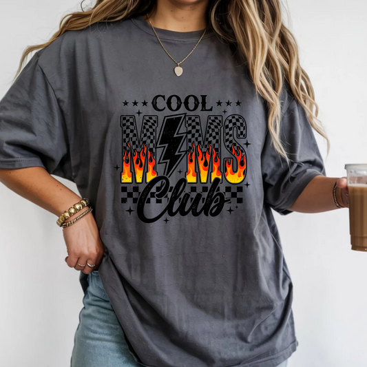 Cool mom's club graphic tee
